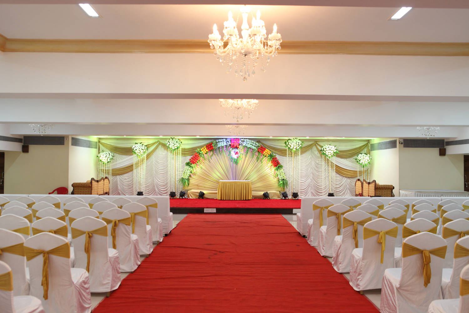 Best_banquet_halls_in_kalyan-Hotel_The_Ceremony